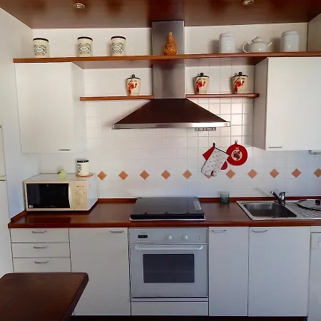M127 - Marcelli, Trilocale Fronte Mare Completamente Accessoriato Apartment *