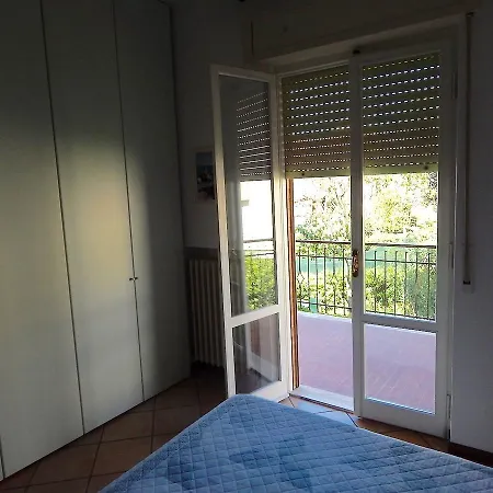 M127 - Marcelli, Trilocale Fronte Mare Completamente Accessoriato Apartment *
